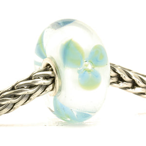 Trollbeads Eisblaue Blume | Ice Blue Flower Bead | Retired | Artikelnummer: TGLBE-10012 | Hauptwerkstoff: Glas | Designer: Lise Aagaard