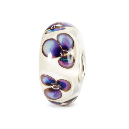 Trollbeads Elfenbein Veilchen | Ivory Violets Bead | Artikelnummer: TGLBE-10168 | Hauptwerkstoff: Glas | Designer: Lise Aagaard