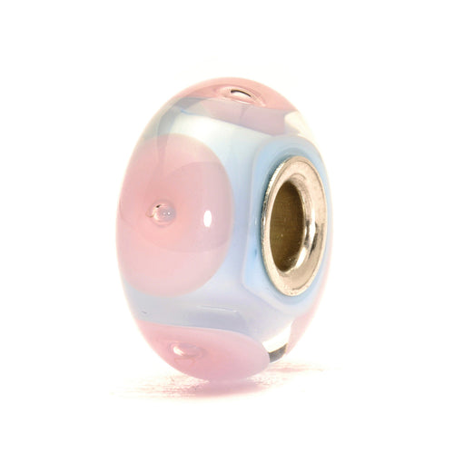 Trollbeads Hellblauer Pastell | Light Blue Pastel Bead | Retired | Artikelnummer: TGLBE-10024 | Hauptwerkstoff: Glas | Designer: Lise Aagaard