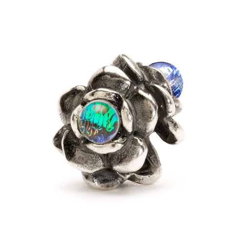 Trollbeads Drei Blumen | Three Flowers Bead Silver | Artikelnummer: TAGBE-00115 | Hauptwerkstoff: Silber | Designer: Søren Nielsen