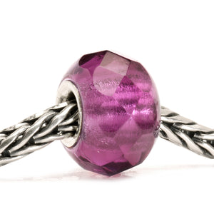 Trollbeads Lila Prisma | Purple Prism Bead | Retired | Artikelnummer: TGLBE-10223 | Hauptwerkstoff: Glas | Designer: Lise Aagaard