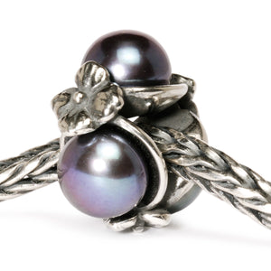 Trollbeads Dreifache schwarze Perle | Triple Pearl Bead Black | Artikelnummer: TAGBE-00095 | Hauptwerkstoff: Silber | Designer: Lise Aagaard
