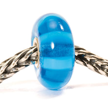 Trollbeads Türkise Streifen | Turquoise Stripe Bead | Retired | TGLBE-10052 | Hauptwerkstoff: Glas | Designer: Lise Aagaard