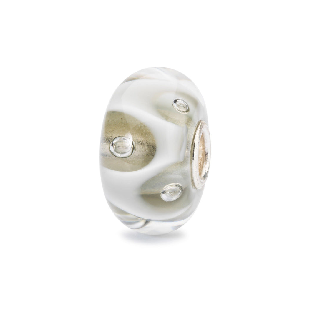 Trollbeads Tropfen der Reinheit | Drops of White Bead | Schöpfung der Natur Kollektion Frühling 2019 | Nature Art Collection Spring 2019 | Artikelnummer: TGLBE-10439 | Hauptwerkstoff: Glas | Designer: Tenzin Phuntsok and Kalden Chophel